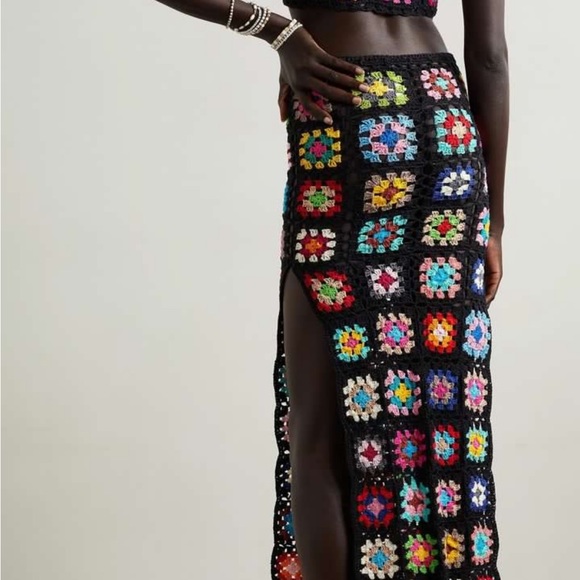 ALIX PINHO Love Squares Long Skirt in Crocheted Cotton - Picture 15 of 16